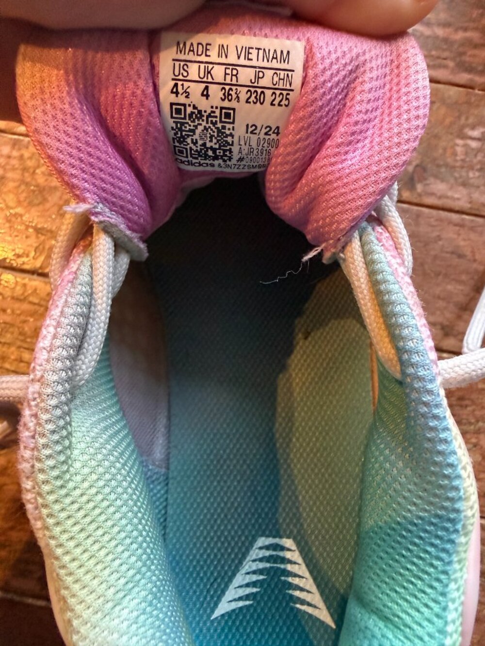 BOYS Adidas Anthony Edwards Cloudfoam basketball sneakers - Picture 2 of 5